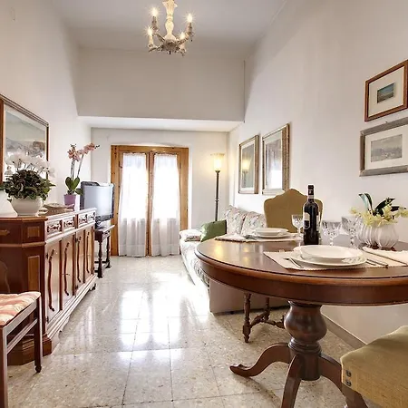 Apartment Alfanihouse Florence
